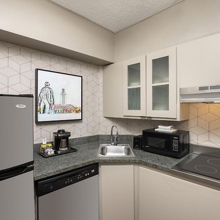 Doubletree Suites By Hilton Austin Downtown Capitol Exteriér fotografie