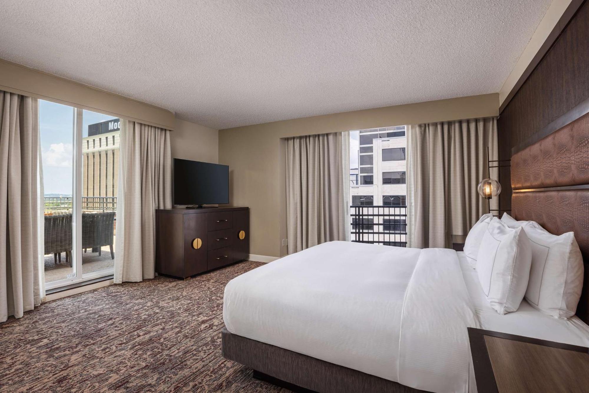 Doubletree Suites By Hilton Austin Downtown Capitol Exteriér fotografie