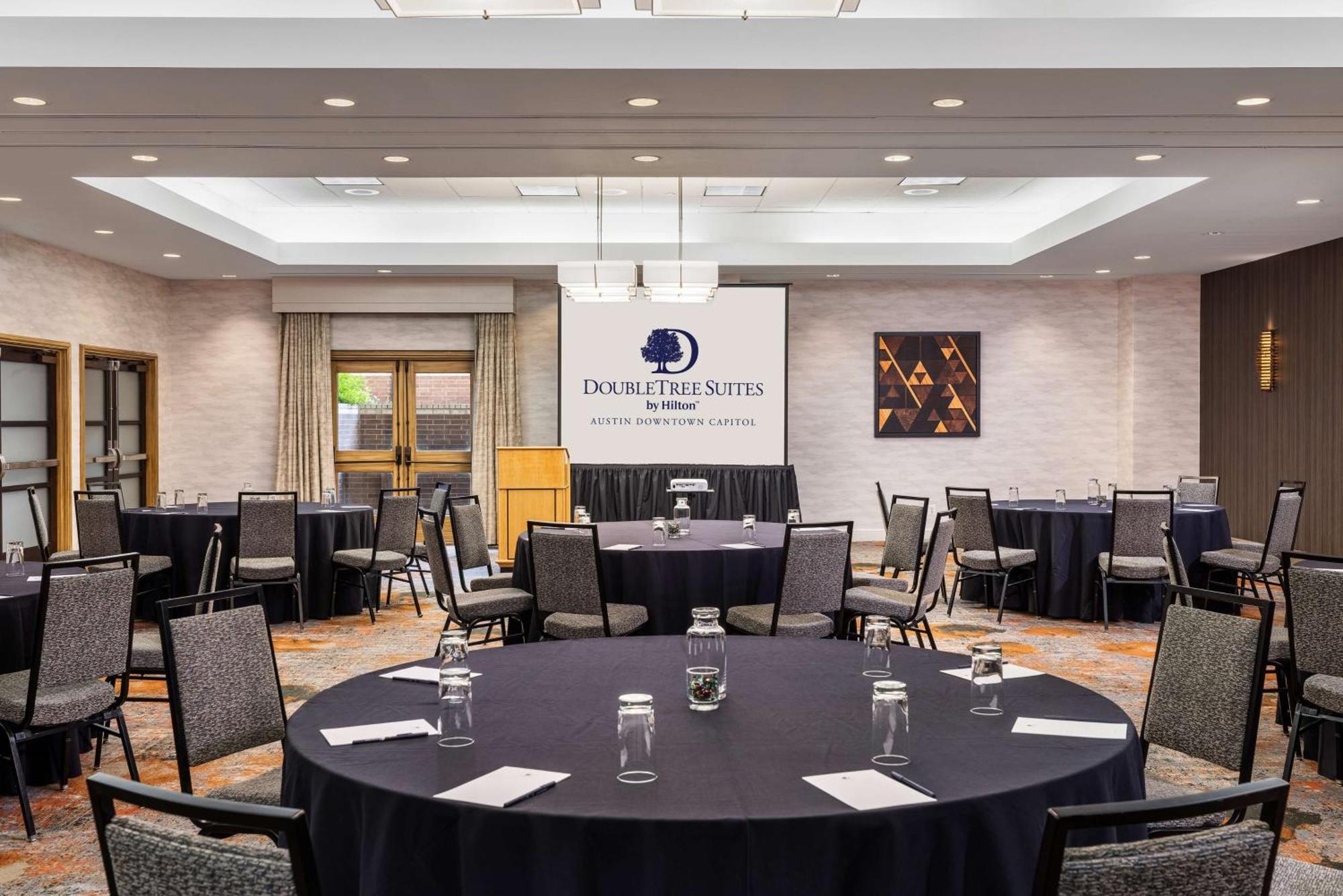 Doubletree Suites By Hilton Austin Downtown Capitol Exteriér fotografie