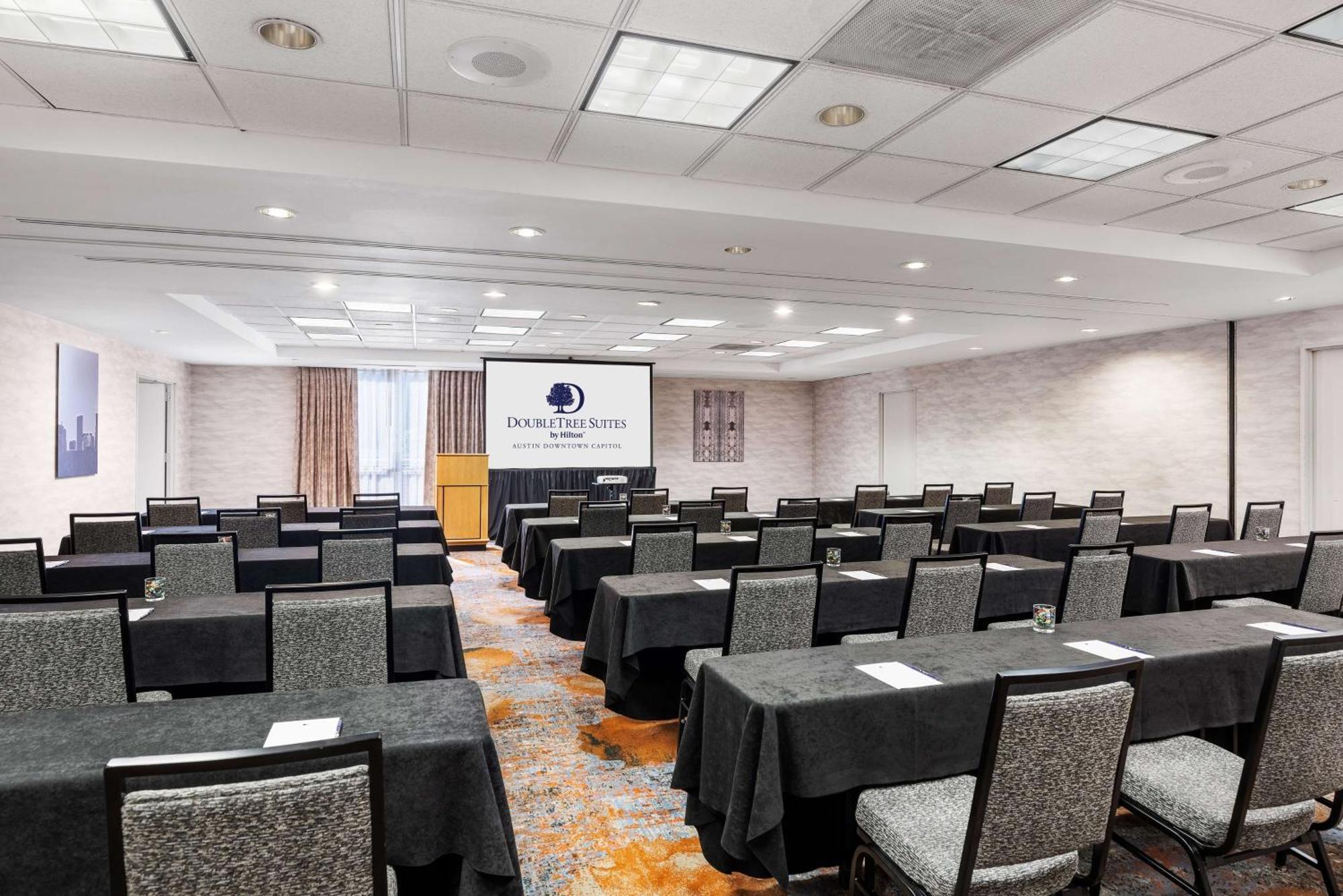 Doubletree Suites By Hilton Austin Downtown Capitol Exteriér fotografie