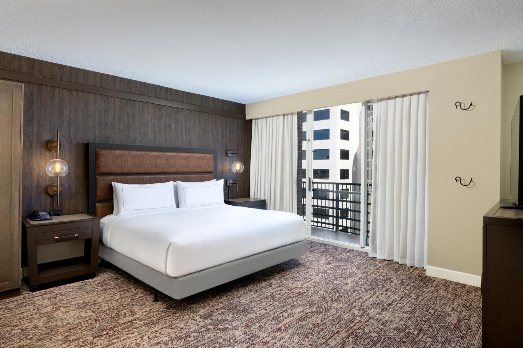 Doubletree Suites By Hilton Austin Downtown Capitol Exteriér fotografie
